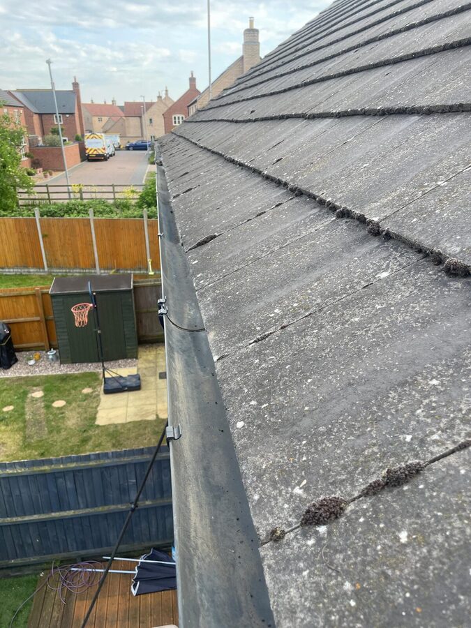 Gutter clearing & vacuuming